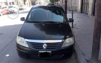 Vendo solo vendo renault logan 2011