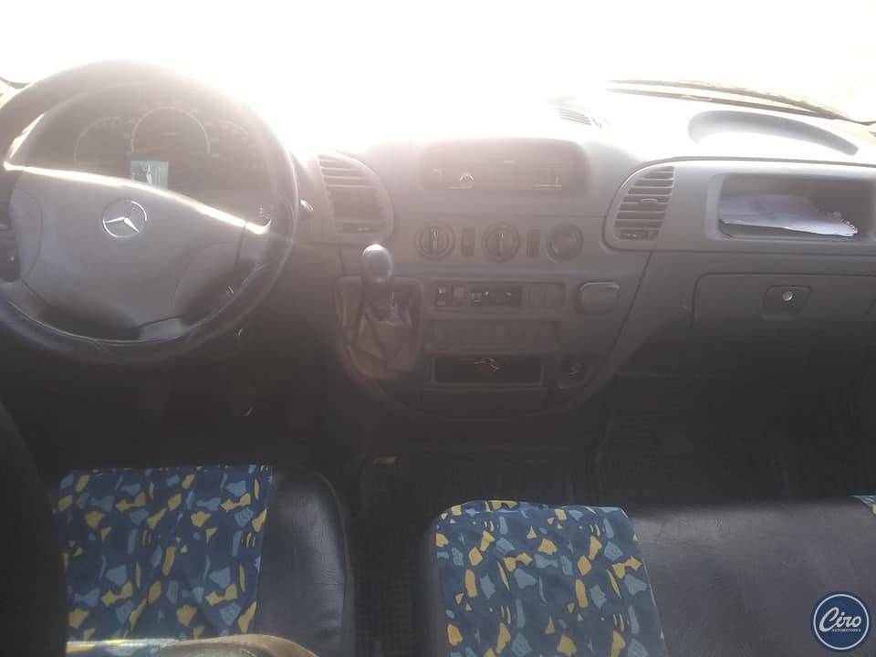 Mercedes Benz Sprinter 2