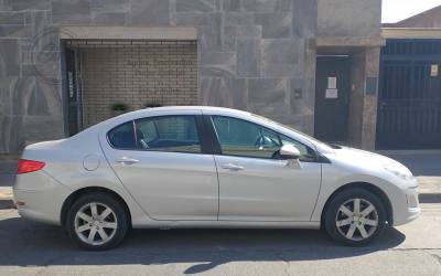 2012 Peugeot 408