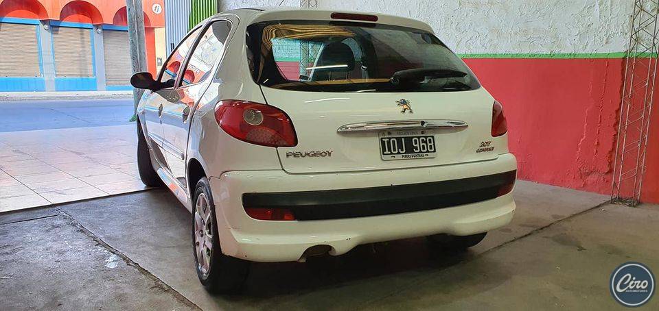 Peugeot 207 Active 2010 3