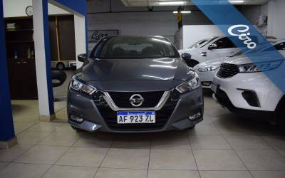 Nissan VERSA ADVANCE CVT