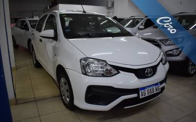 Toyota ETIOS X 