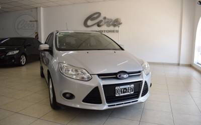 Ford FOCUS 1.6 5 P S