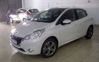Peugeot 208 FELINE PK CU