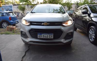 Chevrolet TRACKER FWD PREMIER