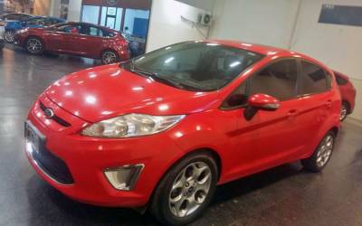 Ford FIESTA TITANIUM